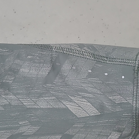 Lululemon Athletica Mint Green Swift Speed High-Rise Shorts W7CCDS Size 4 - Picture 9 of 13